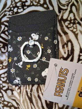 Peanuts Card Holder